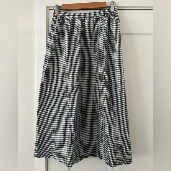 reformation Misty Linen Set - Picture 8 of 9